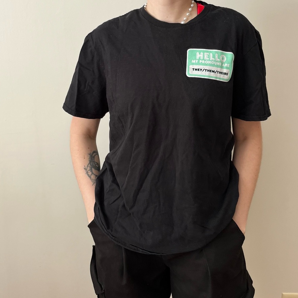 Non binary basic black shirt